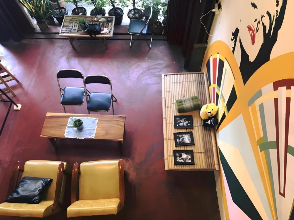 Oldie And Sleepy Hostel Udon Thani Ngoại thất bức ảnh