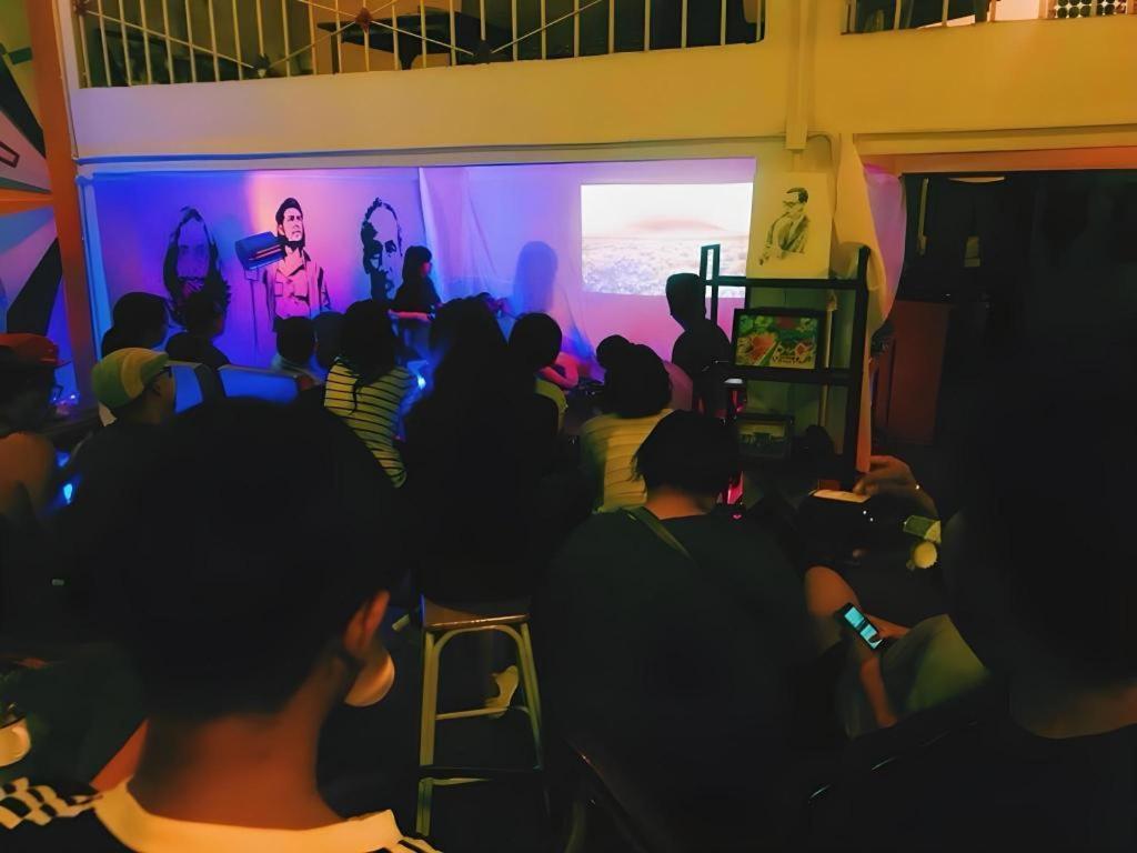 Oldie And Sleepy Hostel Udon Thani Ngoại thất bức ảnh
