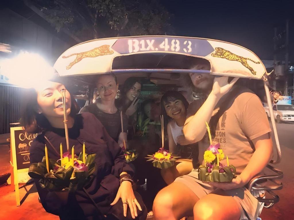 Oldie And Sleepy Hostel Udon Thani Ngoại thất bức ảnh